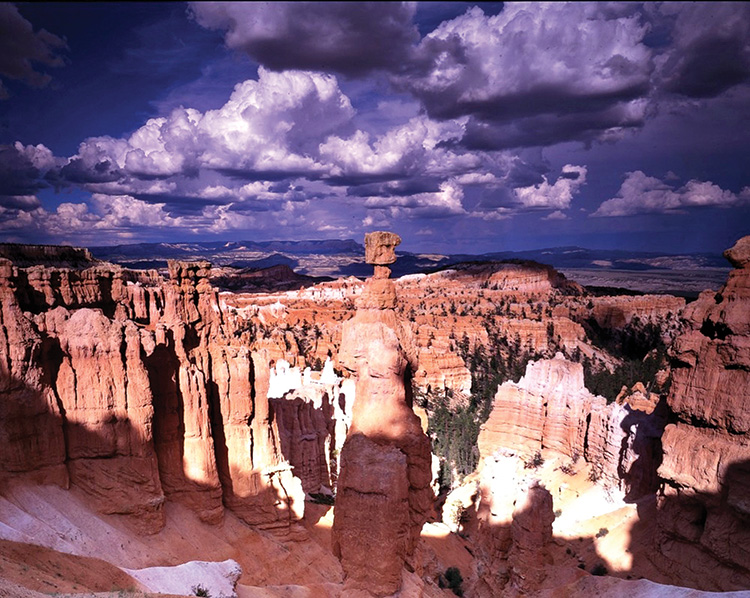 Thor’s Hammer in mid-afternoon in Bryce Canyon National Park