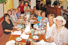 Members of the SaddleBrooke Line Dance Club enjoyed dinner at the Olive Garden on November 10.