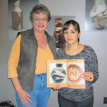 Quail Creek resident Vicki Sullivan with master potter Celia Veloz at Arizona-Sonora Desert Museum’s exhibition of ”The Women Potters of Mata Ortiz” in 2013.