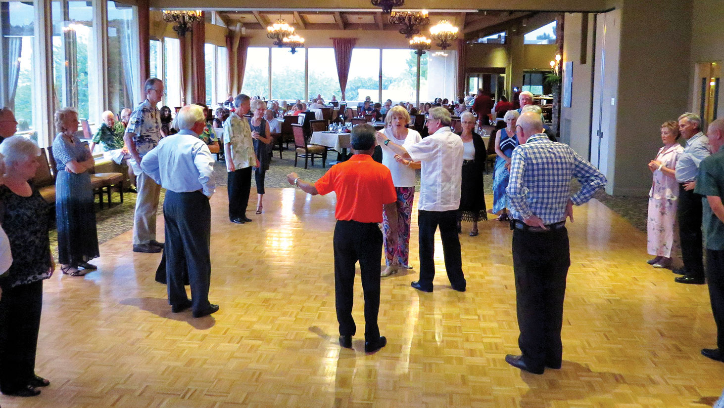 Salsa lesson at Hot August Nights, 2015