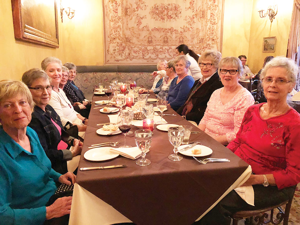 Villas II ladies enjoy dinner at Cucina Rustica in Sedona